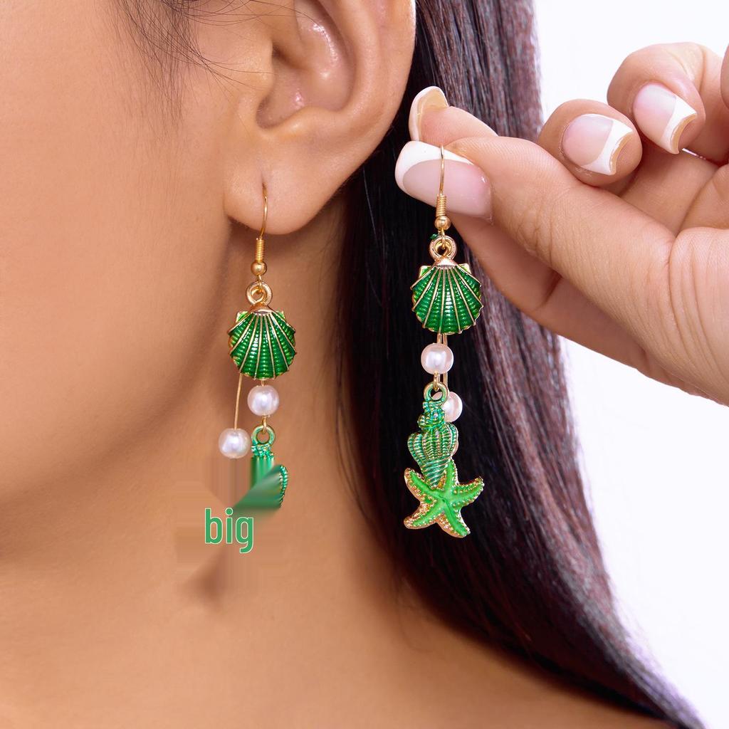 Exquisite Boucles d'Oreilles à Pompons Coquillage & Étoile de Mer pour Femmes – Polyvalentes, Style Bord de Mer de Niche