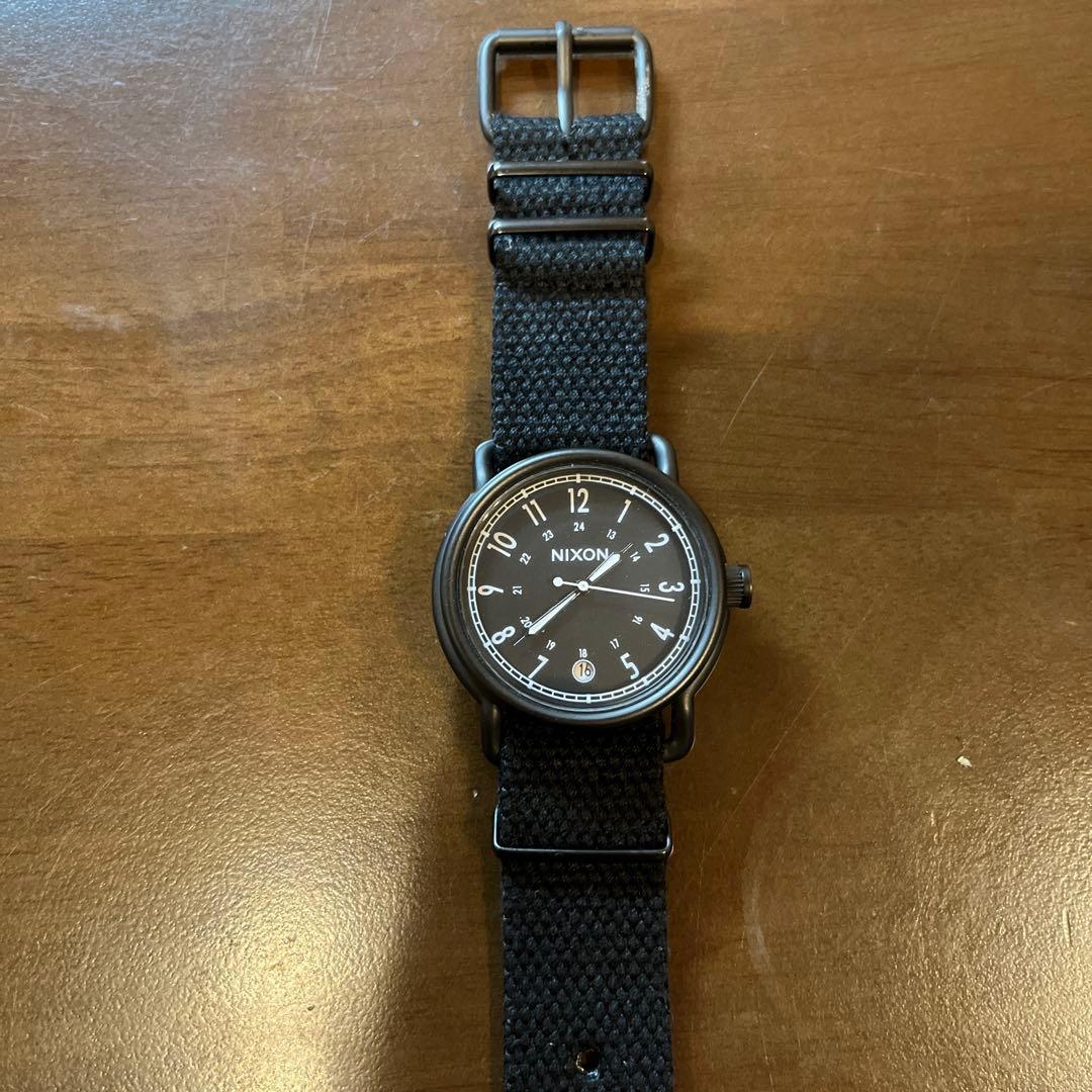 Used NIXON THE AXE watch black