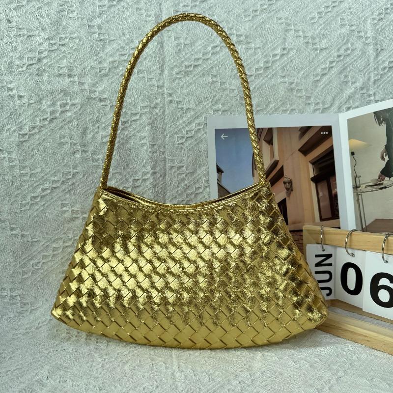 New handwoven bag, high-end Internet celebrity explosion female French vegetable basket handbag shoulder bag