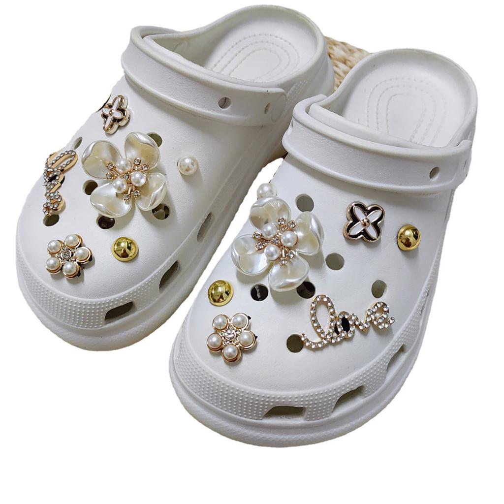 New hole shoes decoration DIY removable four-leaf flower love letter brand pearl shoe buckle accessories shoe flower