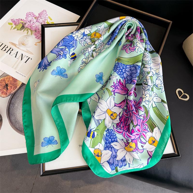 

Scarf Fashion Hijab Silk Luxury Shawl Wraps Bandana Headband Neckerchief Ribbon Hair Bands Foulards Femme Designer Accesories Fe 70x70cm