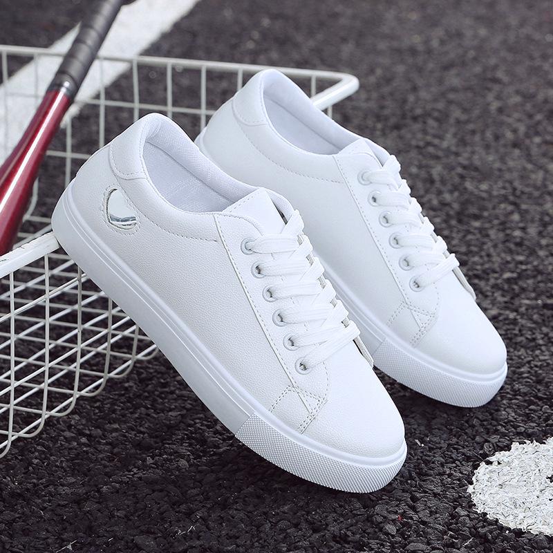 2025 Spring/Autumn Women's White Leather Fashion Sneakers: Versatile Flat Shoes