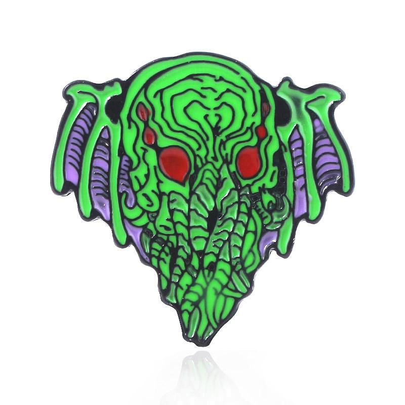 SG Howard Phillips Lovecraft Cthulhu Mythos Brooches Necronomicon The Call Of Cthulhu Badge Lapel Pins Bag Cloth Fans Gift