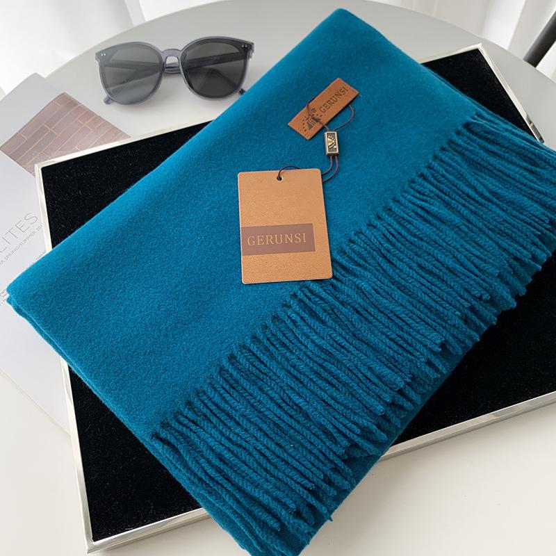 Scarf dual-purpose women's autumn and winter high-end imitation cashmere shawl with a classic solid color warm scarf