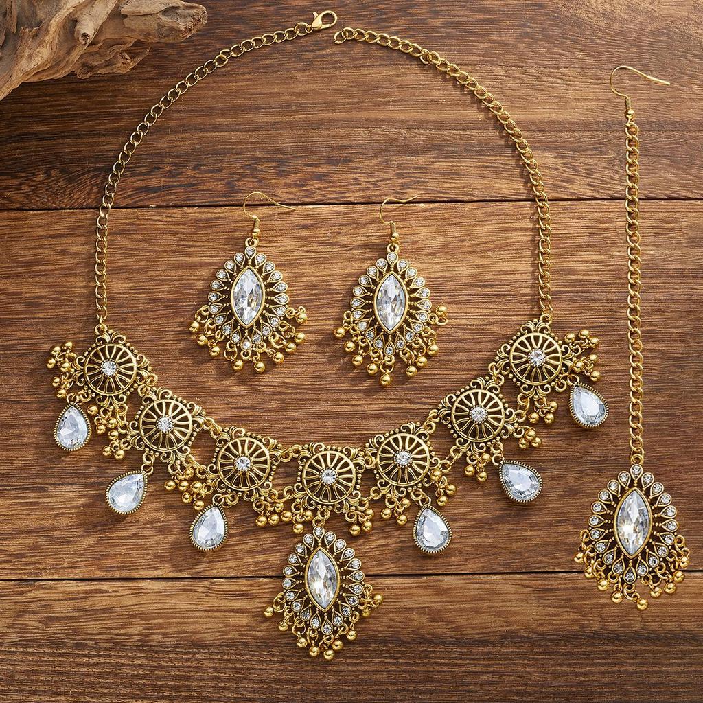Ethnic Style Vintage Hollow - Out Rhinestone Necklace and Earrings Set for Women , Fashionable and Simple Exaggerated Je
