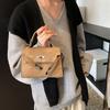 Hand carry niche bag women's retro shoulder bag autumn and winter new fashion small square bag messenger bag