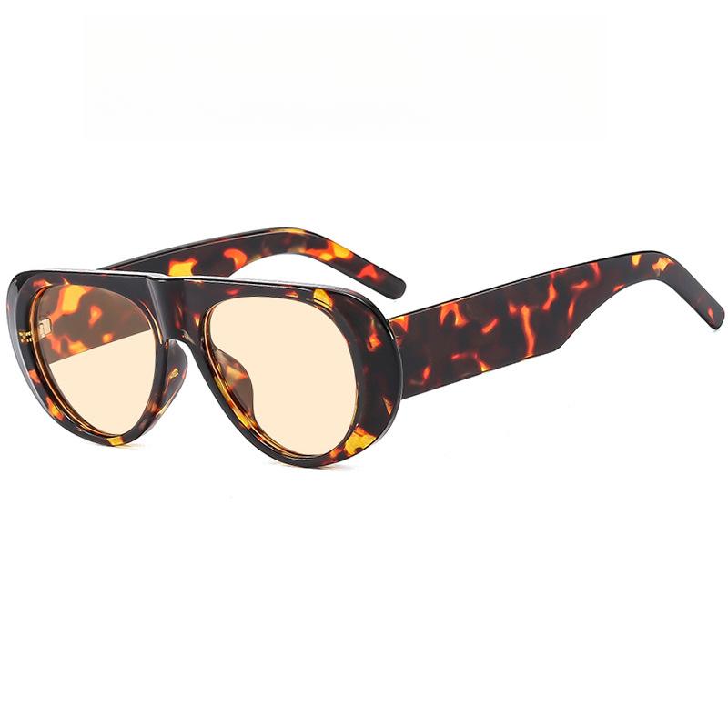 Wide Legs Large Frame Simple Retro Fashion Women's Sunglasses Jelly Spring and Summer Vacation Accessories