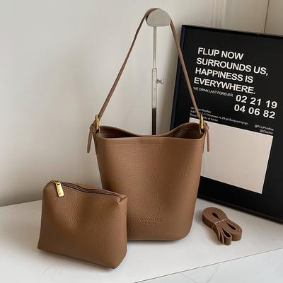 Bolso Balde de Moda para Mujer Nuevo Otoño Invierno Gran Capacidad Cuero Suave Versátil Bolsos de Un Solo Hombro Casual para Ir al Trabajo Bolso Tote