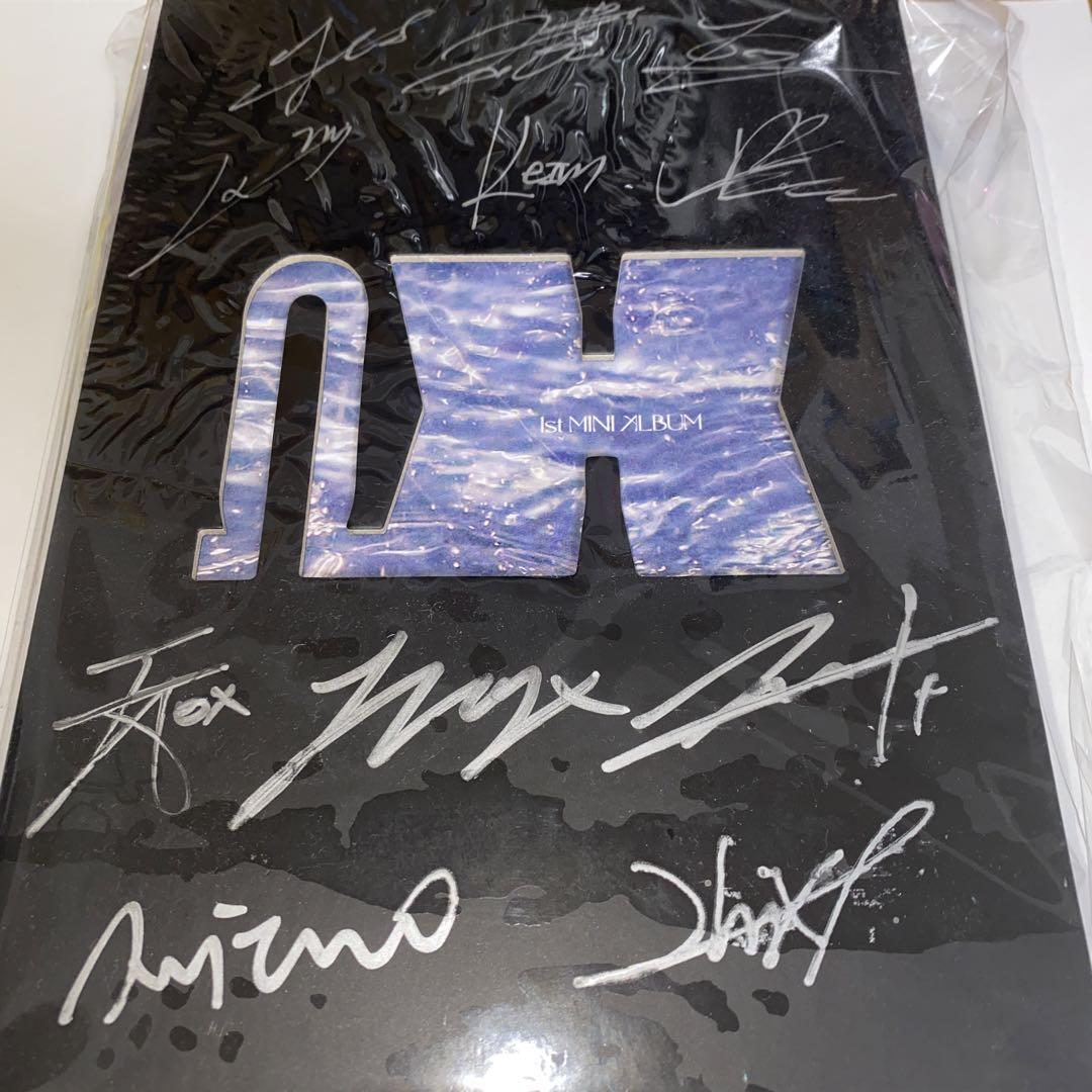 

[USED] Omegax 1st Mini Album VAMOS All Members Autographed CD