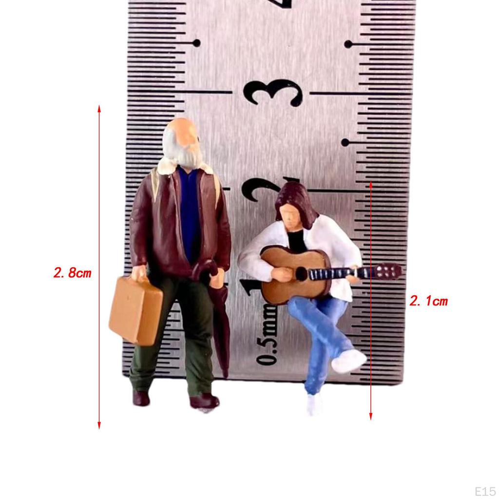 2 Pieces 1/64 People Figures Set Layout S Scale DIY Projects Micro Landscape Movie Props Resin