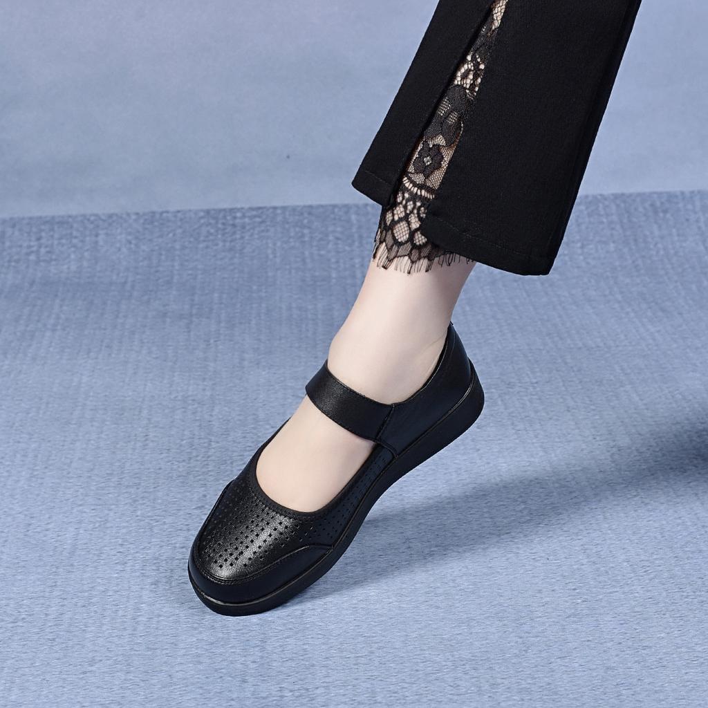 Shallow Single Shoes Women's 2025 Spring and Summer Word with Shallow Mouth Punching Hollow Flat Shoes Comfortable Loafers