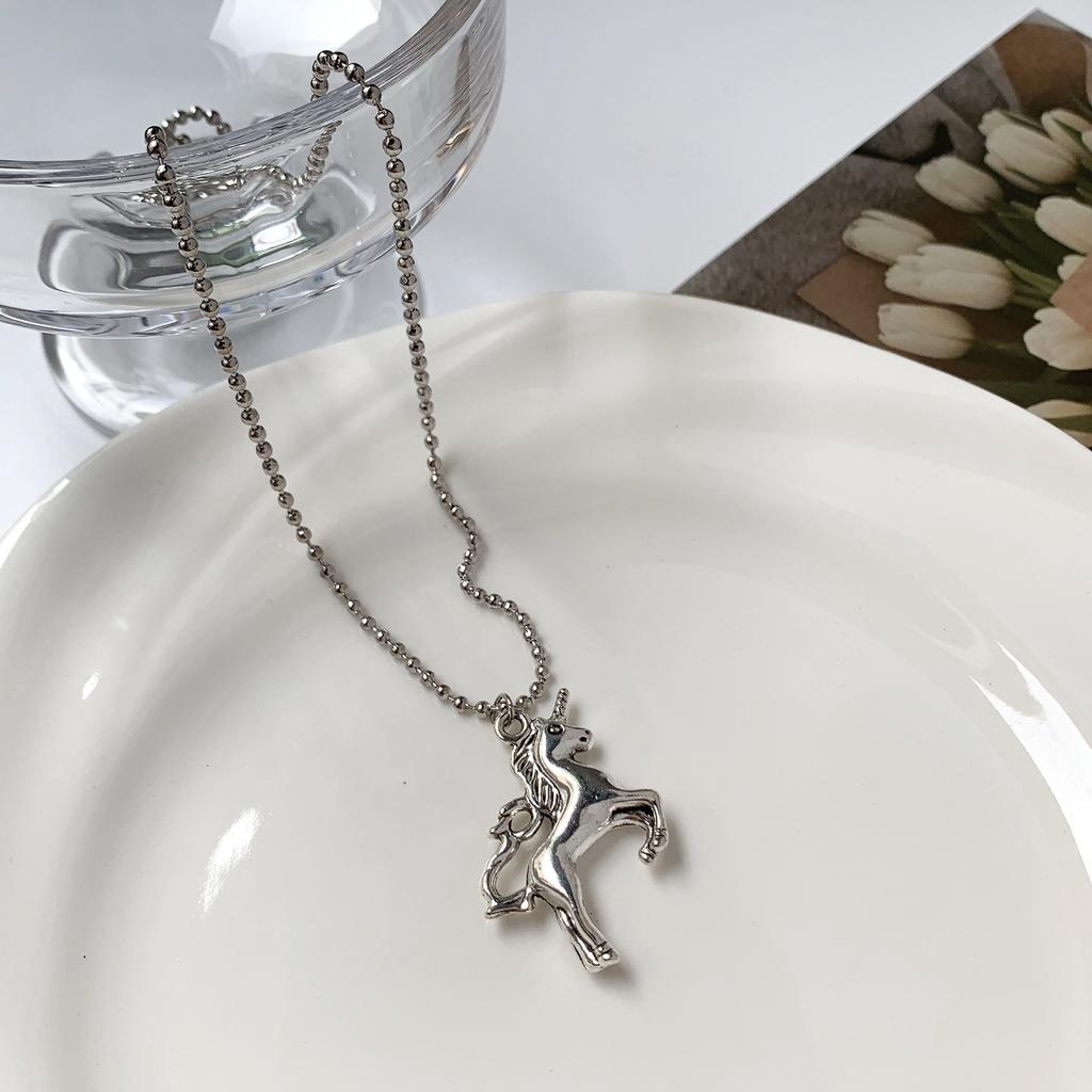 Sweet Cool Bear Series Metal Necklace Simple Retro Round Brand Pendant Versatile Niche Design Clavicle Chain