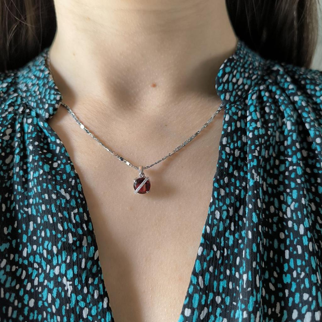 Silver Pendant with Garnet 1.749ct (2181422)