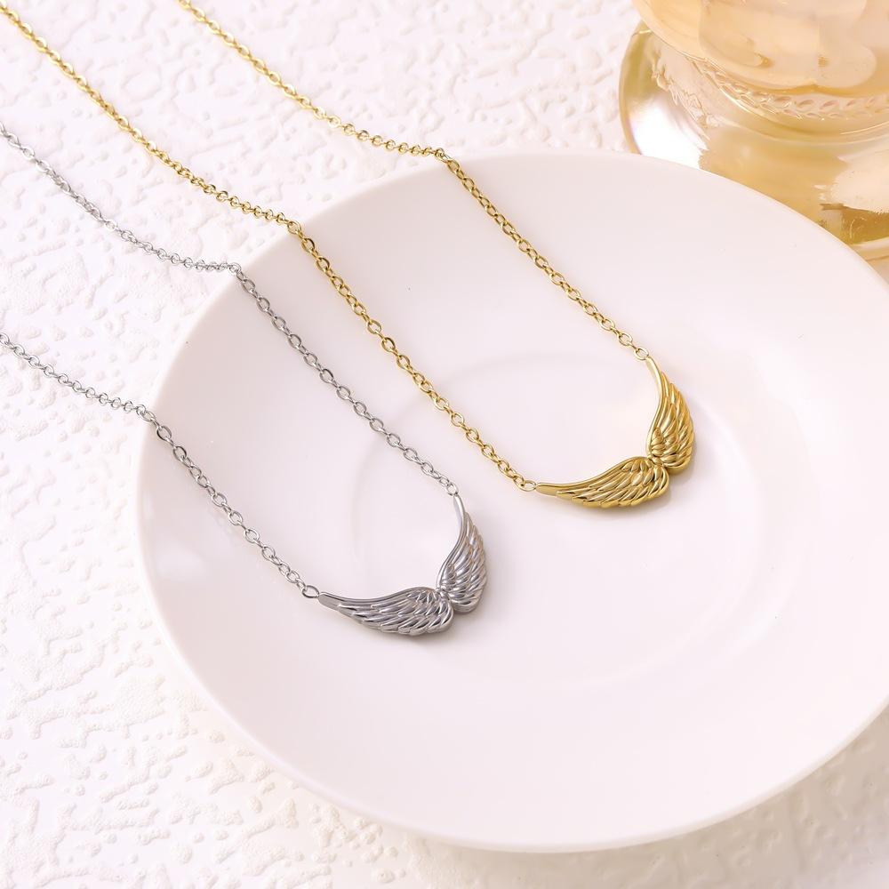 Collana Ciondolo Ali d'Angelo in Oro, Placcata Oro, Delicata Minimalista per Donna, Regali di Compleanno, Regali di San Valentino per Lei