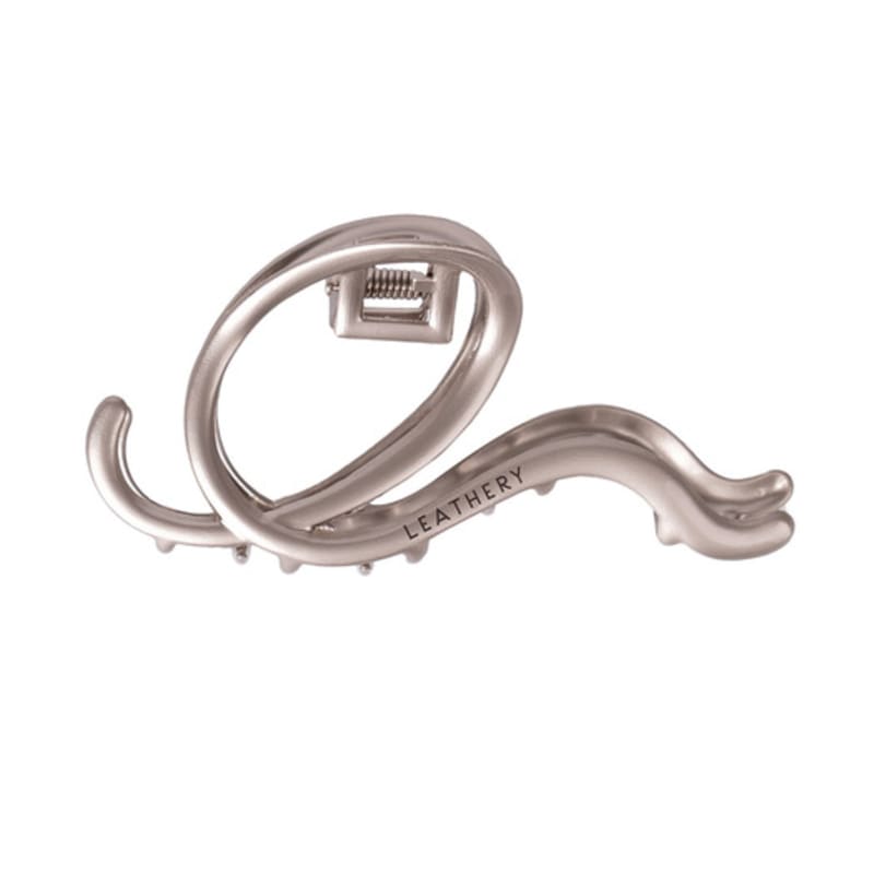 

leathery Adeline silver hair clip [Matte Silver] FREE