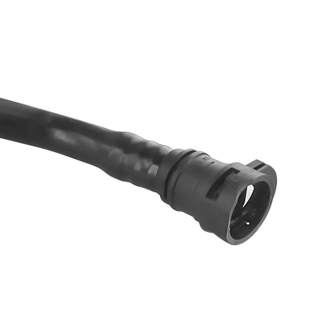 Water Pump Coolant Pipes For Volvo S60 S80 S90  XC60 XC90 2017-2024 31368673 Car Pump Coolant Tube Replacement