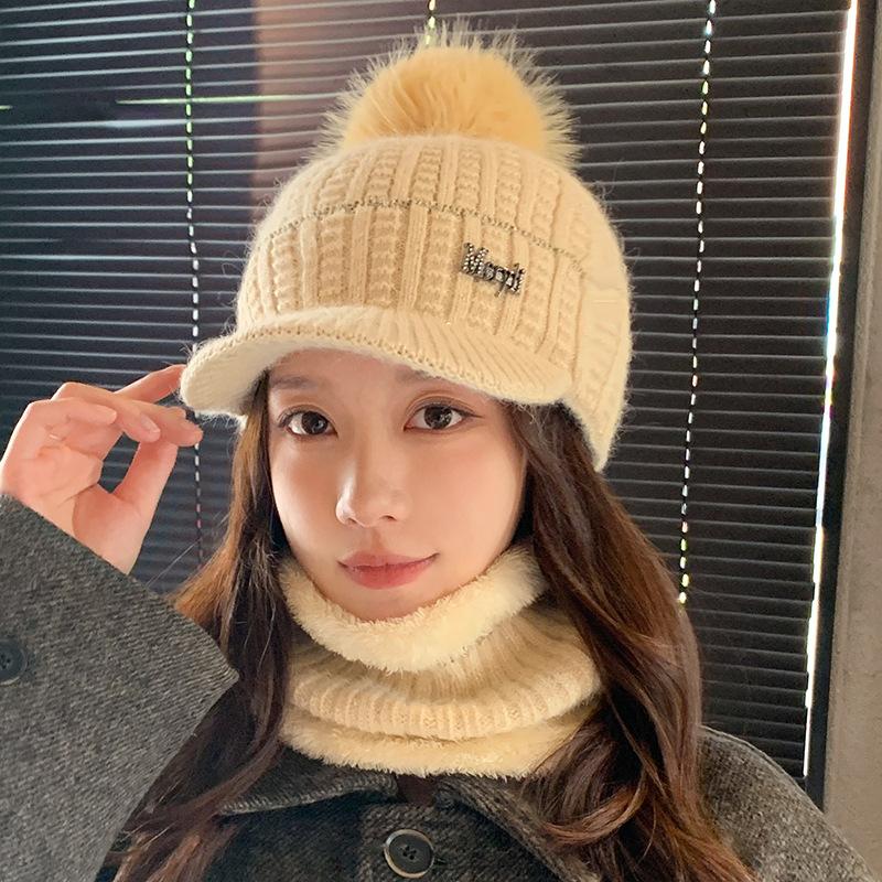 New Hat Women's Velvet Thickened Warm Winter Outdoor Cycling Ear Protection Duck Tongue Knitted Hat