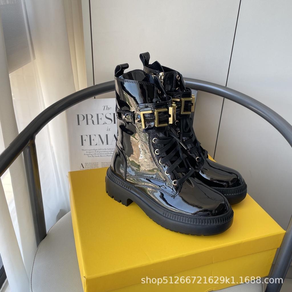 F lettera metallica 2025 autunno nuovo stivali locomotive in pelle di mucca sottile stringati stivali Martin con suola spessa donna