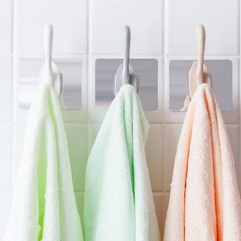 2/4pcs Nail-Free Self-Adhesive Wall Hooks Double Hook Hangers for Coats Wall-Mounted Bathroom Accessories and Clothes Storage