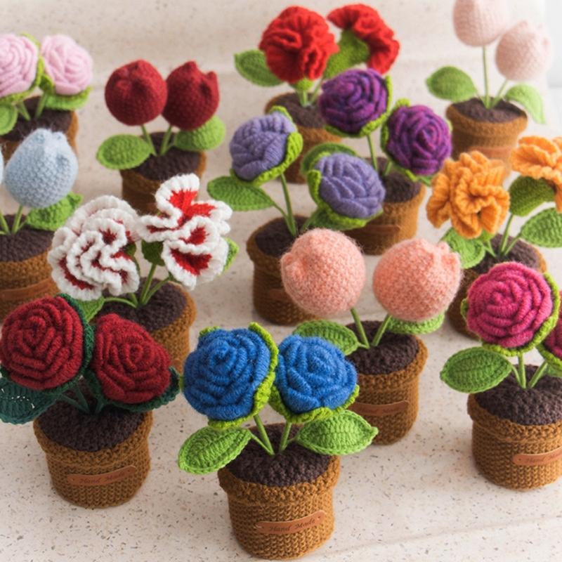 Cute Crochet Rose Flower Arrangement Small Knitting Potted Plant Ornament Home Office Desktop Decors For Wedding Gift