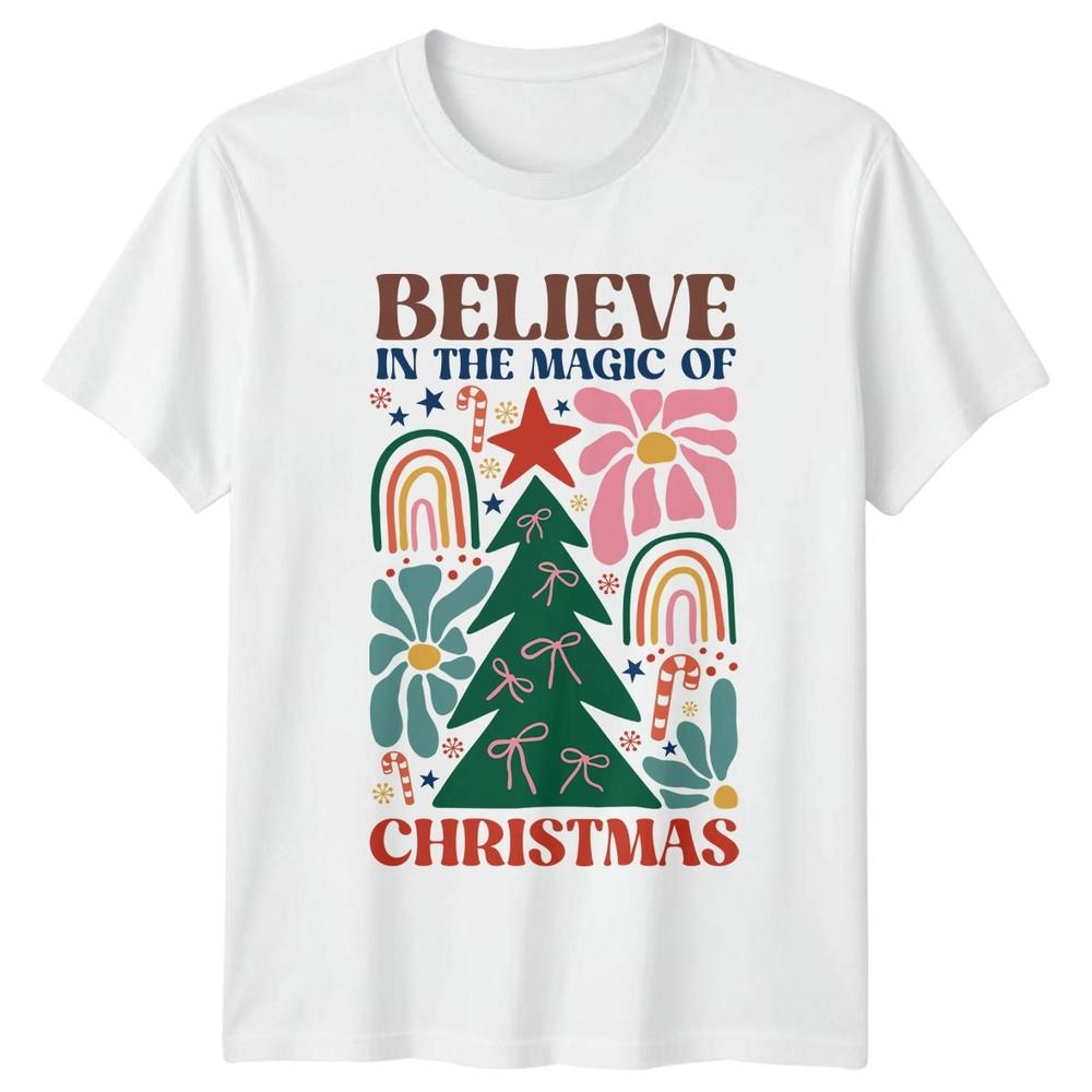 Believe In The Magic Of Christmas Holidays Unisexs Unisexs Retro Graphic Tee S