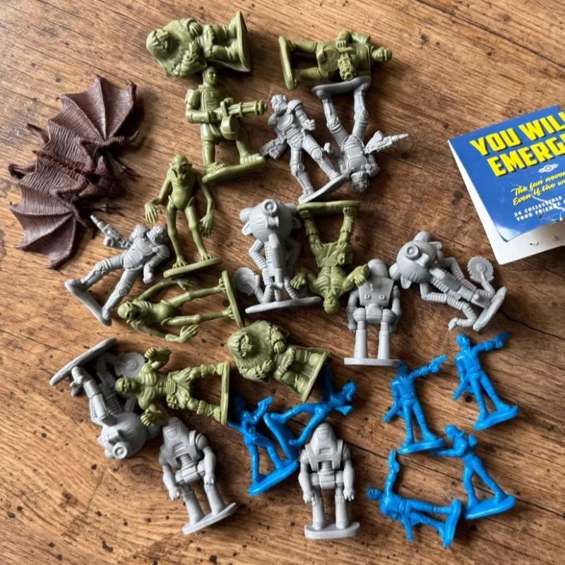 Genuine Collector's Statues Tactical Miniatures Bagged Action Vintage Figurines Vintage Collectibles May Have Imperfections
