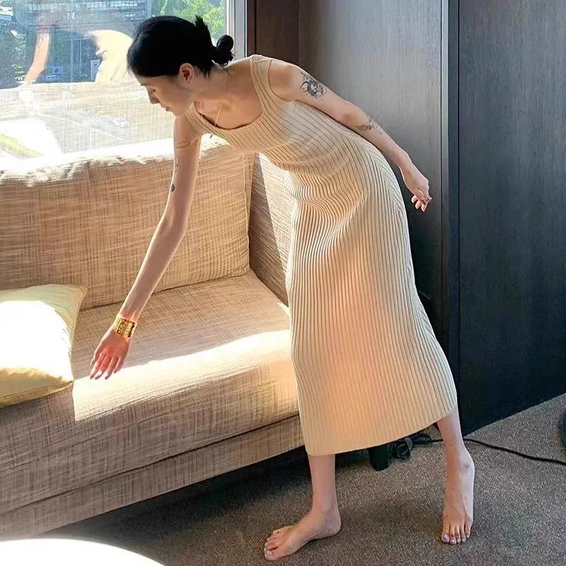 

Имбирно-желтое платье макси в рубчик на тонких бретелях, облегающее фигуру, для женщин One Size (recommended for up to 125 lbs) абрикосовый