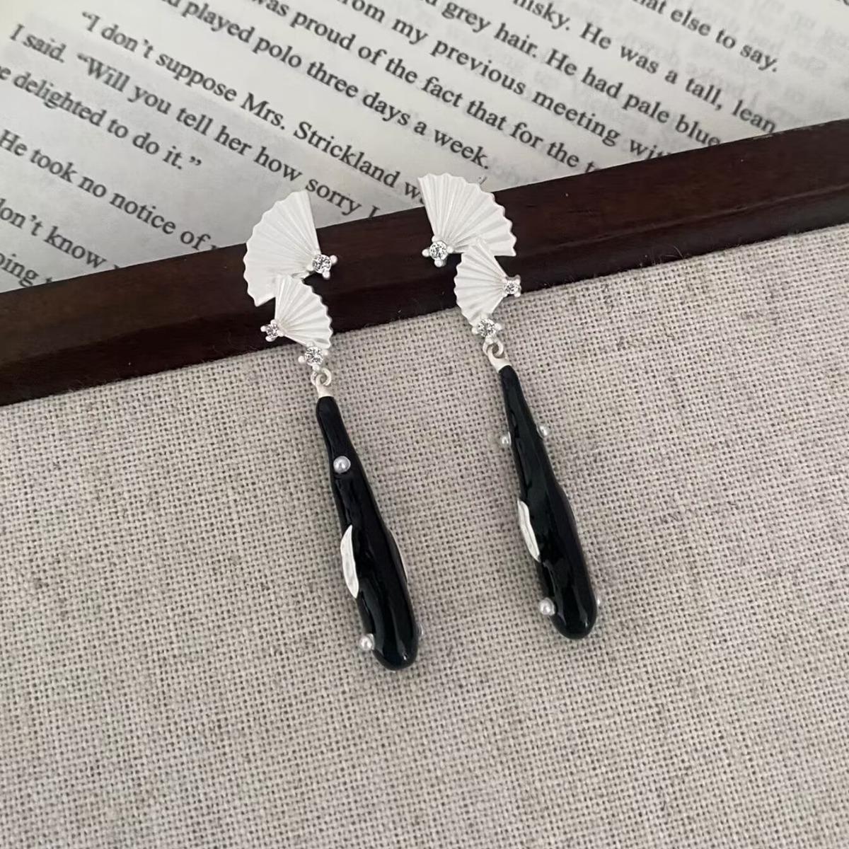 Elegant Long Tassel Fan Earrings - Ancient Style Qipao Accessories