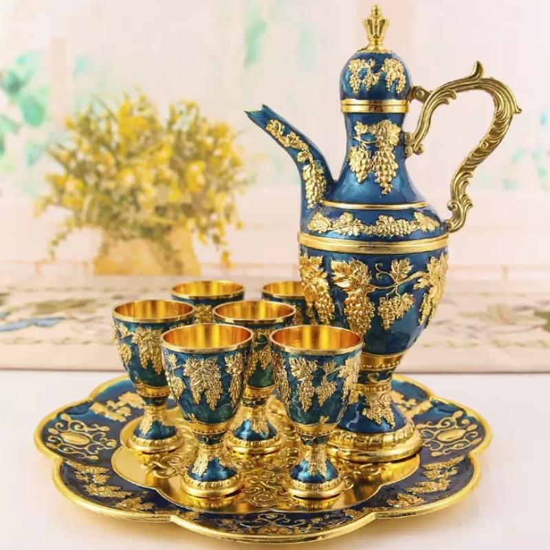 European Wine Set, Alloy Home Wine Pot Wine Glass Set, White Vintage Wine Glass, Old Wine Pot Home Living Room Decoration,1Set L