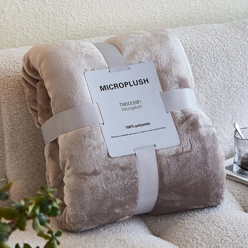 European Solid Color Flannel Blanket Nap Blanket Office Blanket Dormitory Gift Blanket Blanket