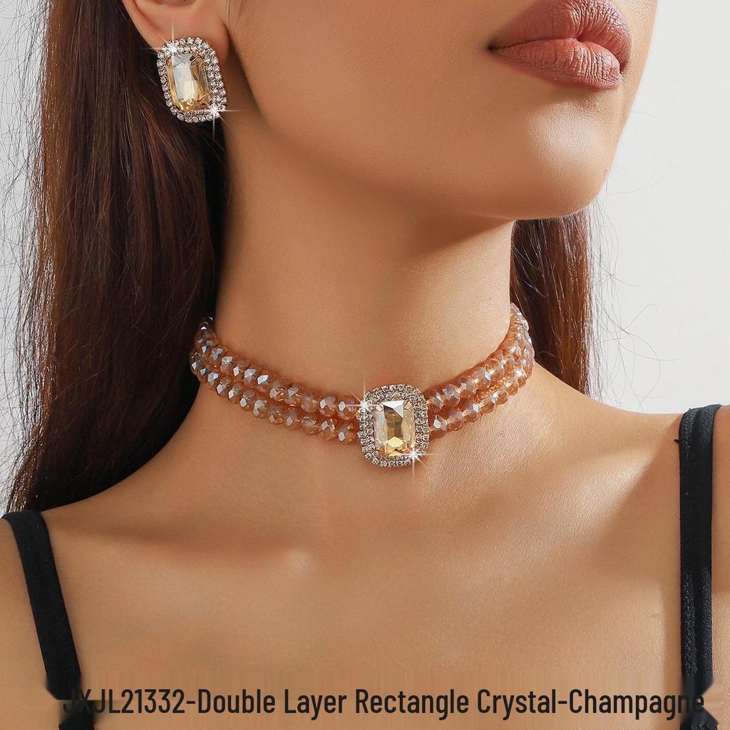 Luxuriöse doppellagige geometrische Kristallkette und rechteckiges Ohrstecker-Set