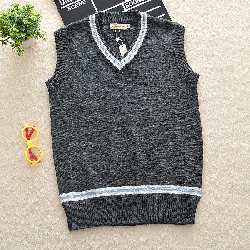 Unisex Gryffindor V-neck Sweater - Harry Potter Performance