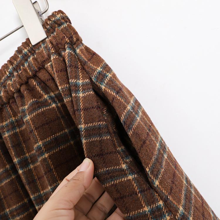 Women's Retro Plaid Wool Blend Midi Skirt - High Waist A-line with Double Pockets for Autumn/Winter