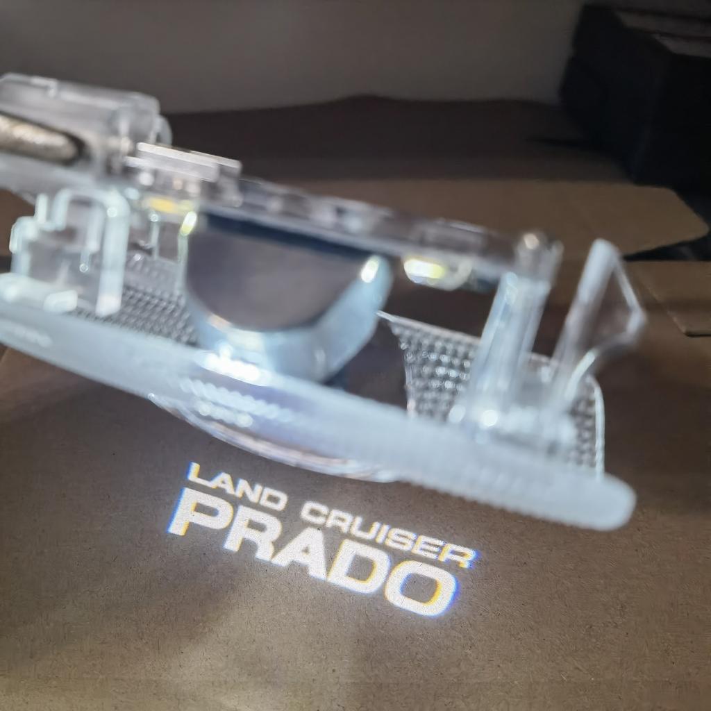 2 pièces/Ensemble Lumière d'accueil LED Shadow Land Cruiser Prado Lumière de porte Land Cruiser Prado Projecteurs Automatiques Lumière de courtoisie Lampe de flaque