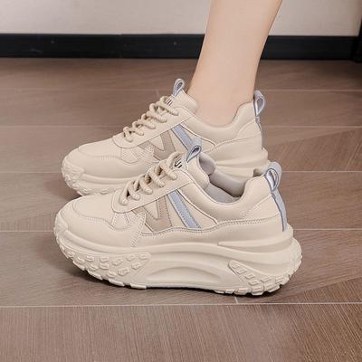 22 neue Herbst-Low-Top-Schuhe zur Fußverlängerung, weich gefedert, für Sport und Freizeit, dicke Sohle, weiche Papa-Schuhe