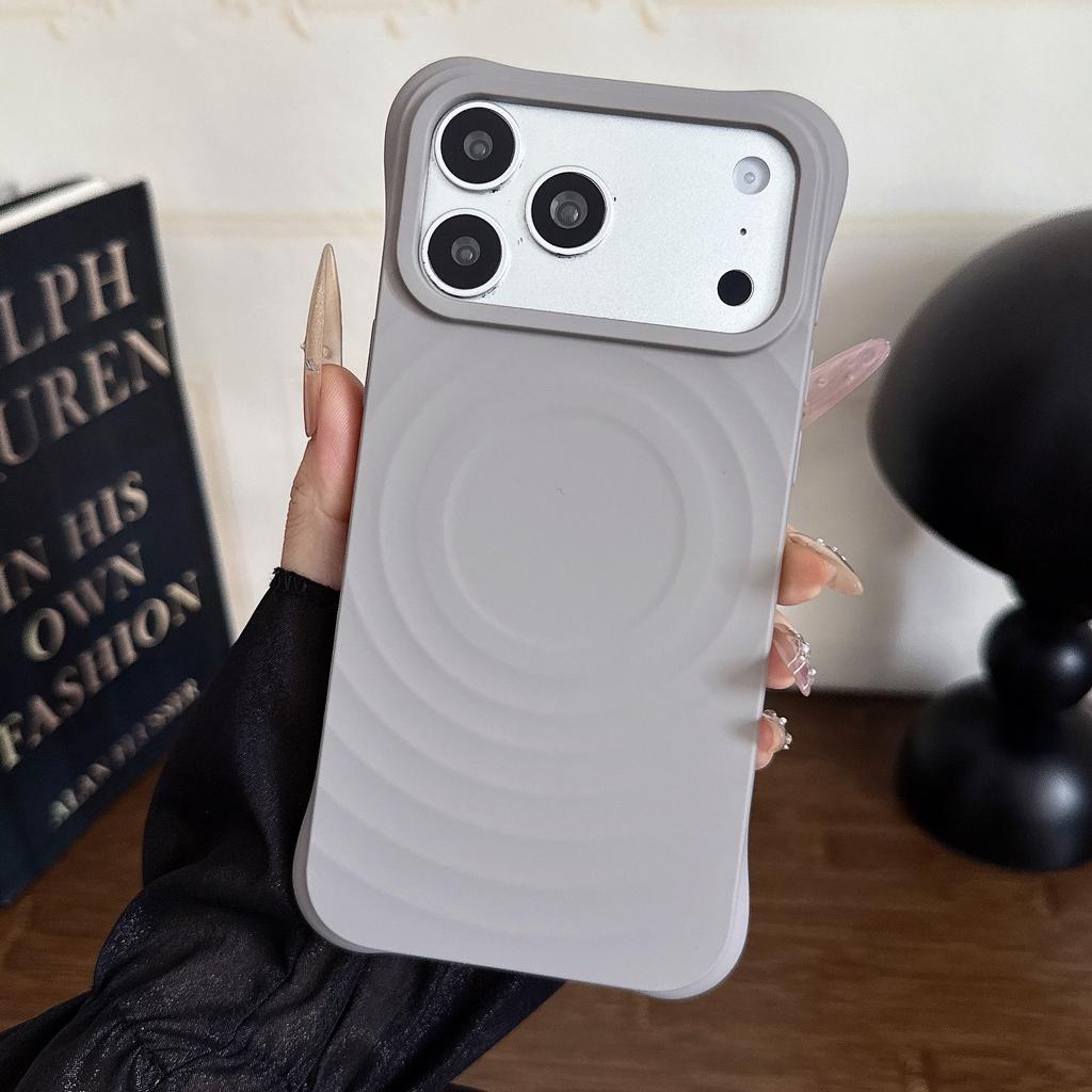 Four-corner anti-drop ripple silicone magnetic case, suitable for iPhone17PRO/official imitation silicone large hole 16PRO case