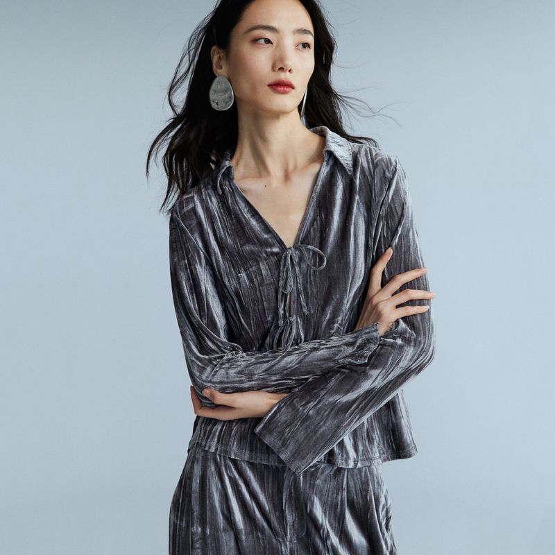 

Outer Wear Underwear Can Be Soft and Delicate Long Sleeves Front Lace-up Girlish Style Velvet Tops Gray M