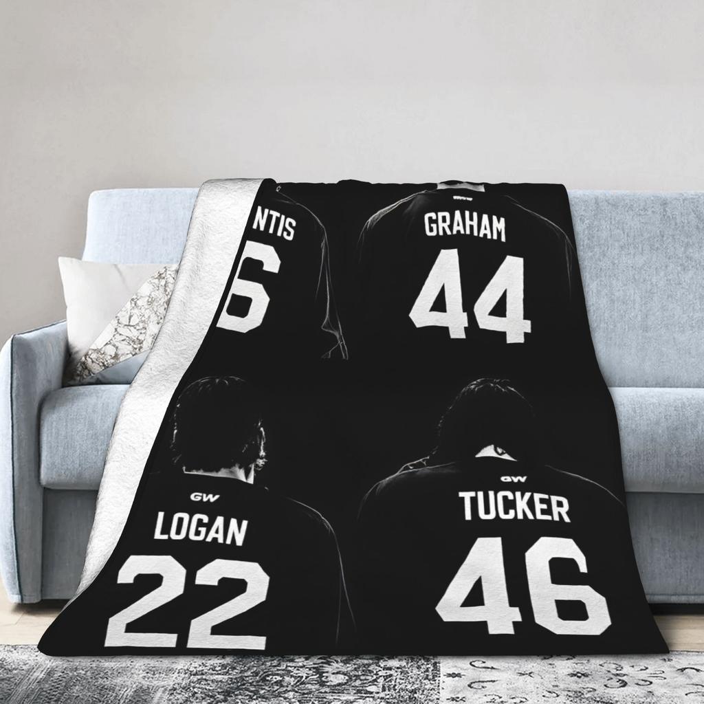 Fuori Sede Di Laurentis Garrett Graham John Logan Tucker Poster Coperta Calda Morbida Divertente Peluche Coperta da Divano Copriletto Copri Letto