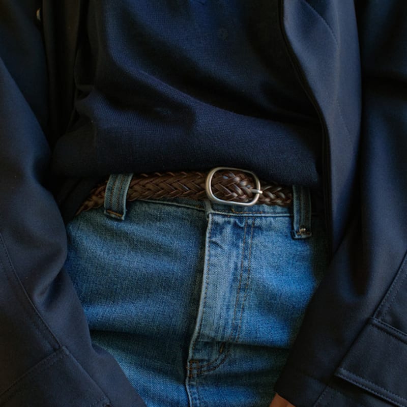 

Ателье de LUMEN LIEN ПЛЕТЕНЫЙ КОЖАНЫЙ РЕМЕНЬ (КОРИЧНЕВЫЙ ОРГАН) 25mm