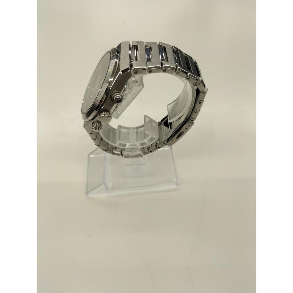 Used SEIKO 8T63-02F0 Watch