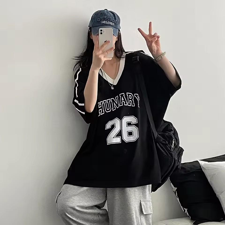 Women's Y2K Oversized V-Neck T-Shirt Light Luxury Elements High-Quality Casual Summer Top Short-Sleeved Fashion