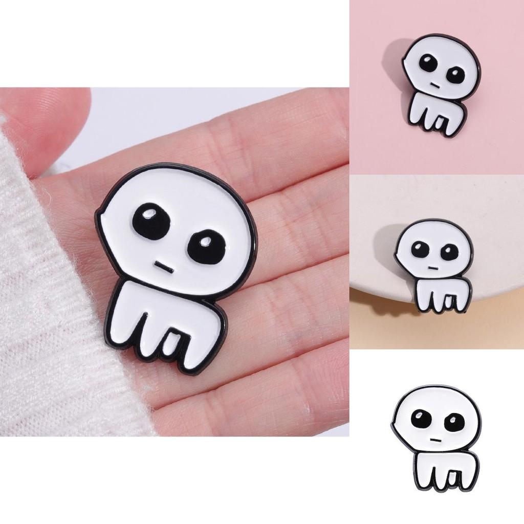 White Ghost Whimsical Badge Brooch With Cool Cartoon Design Ideal For Halloween And Casual Outfits