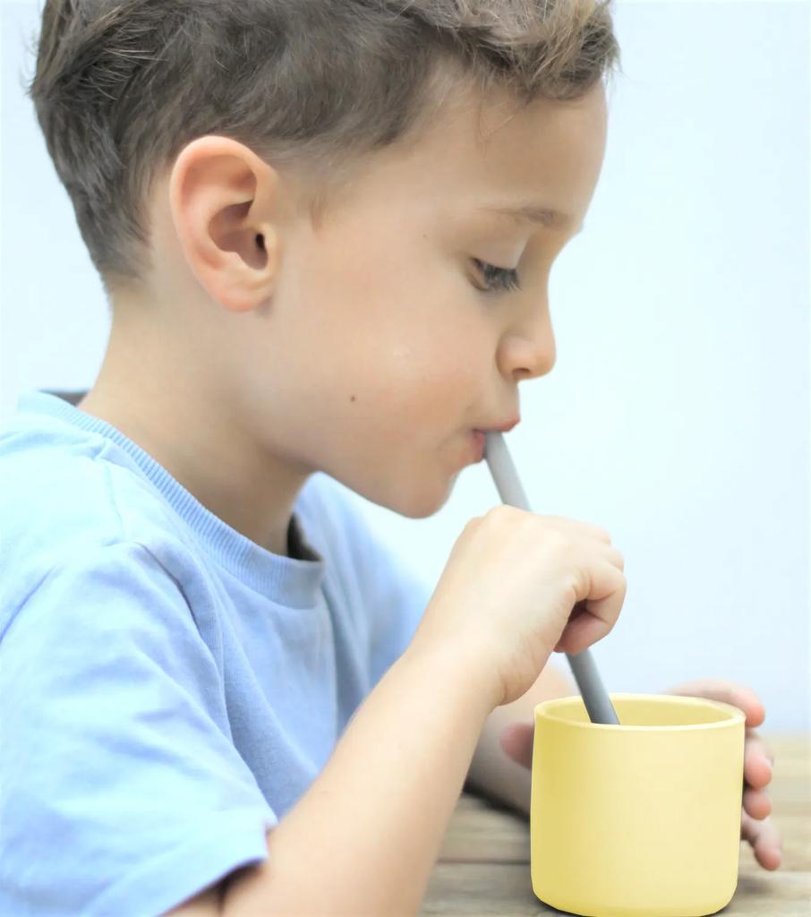Silicone Cup for Children 180 Ml 6m+ MinikOiOi Yellow