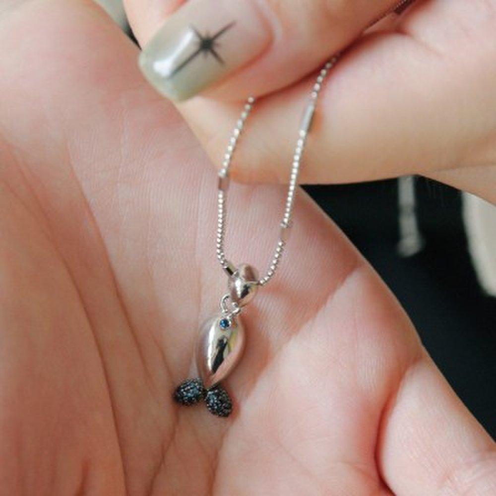J.Lauren Italian Fish Lapis Lazuli Silver Pendant Necklace N01133