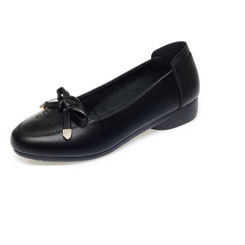 Spring-Autumn New Arrival Mommy Shoes Low-Heel Flats, Comfortable Anti-Slip Bean Shoes, Genuine Soft-Sole Middle-Aged & Elderly Women's Shoes