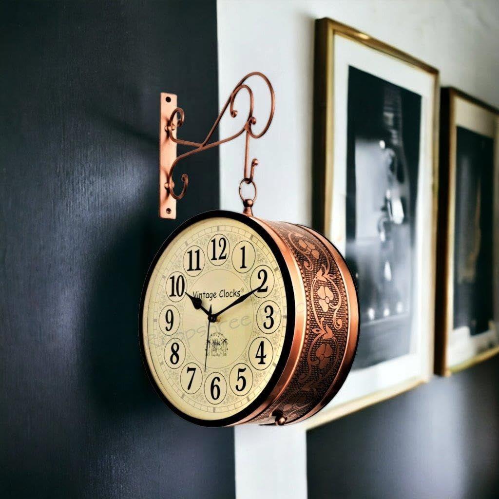 (6 ZOLL - Zweiseitige englische Zahlen) Vintage Uhr Eisen Handgefertigt Doppelseitige Analoguhr , Roségoldenes Finish, Blumendesign