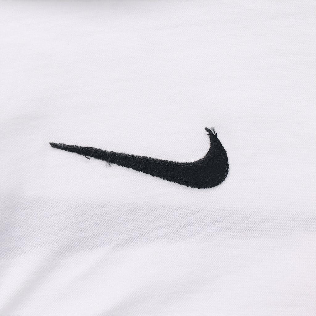 Nike T Shirts Men's White Crew Neck Moderate Straight Fit DA0336-100