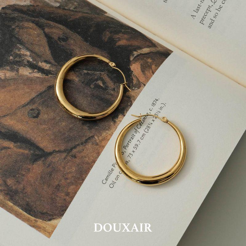 

Hoop Earrings in Silver, Versatile Round Earrings That Enhance the Appearance of the Face, with a High-End European and American Geometric Design 3cm Diameter [Big Gold Circle] Earrings