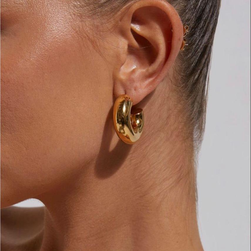 

2/18pcs/Set Oversize C Shape Twist Earrings for Women Hip Hop Style Exaggerated Water Drop Hoop Earrings Daily Wear Jewelry Gift