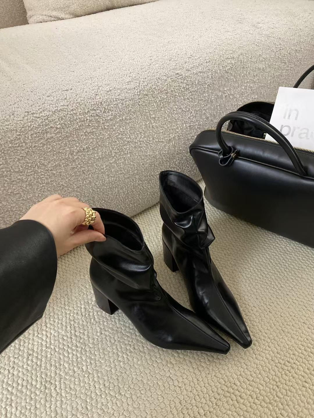 

Модные женские ботильоны с острым носком 2024 года, новые поступления, модные вечерние красные/черные ботинки челси без застежек, короткие ботинки, модные зимние ботинки 245 чёрный